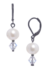 Clansy Pearl Drop Earring - Cream